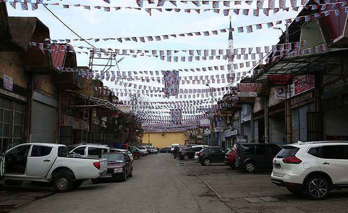 Trabzon Trabzonspor bayrakları ile donatıldı