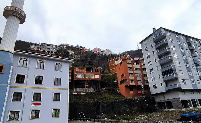 Caminin kablolarını çaldılar imam tepki gösterdi: İhtiyaçları varsa yardım ederdik!