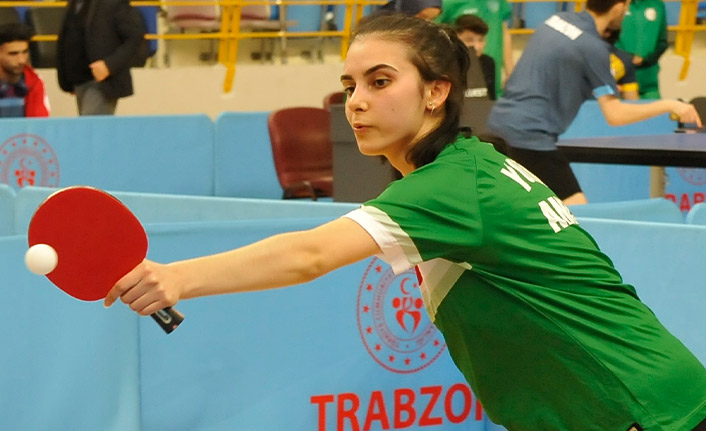 Trabzon'da masa tenisi turnuvası sona erdi