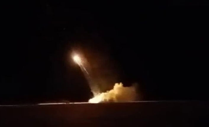 Rusya çok namlulu roketatarla vurdu