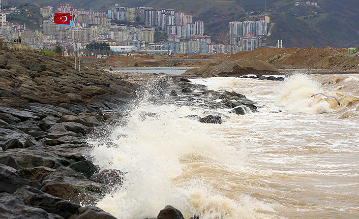 Doğu Karadeniz için fırtına uyarısı: Trabzon, Rize ve Artvin dikkat!
