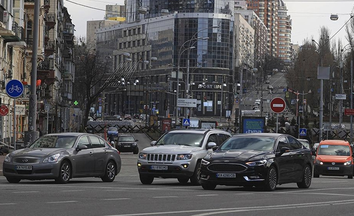 Kiev'de insan hareketliliği artıyor