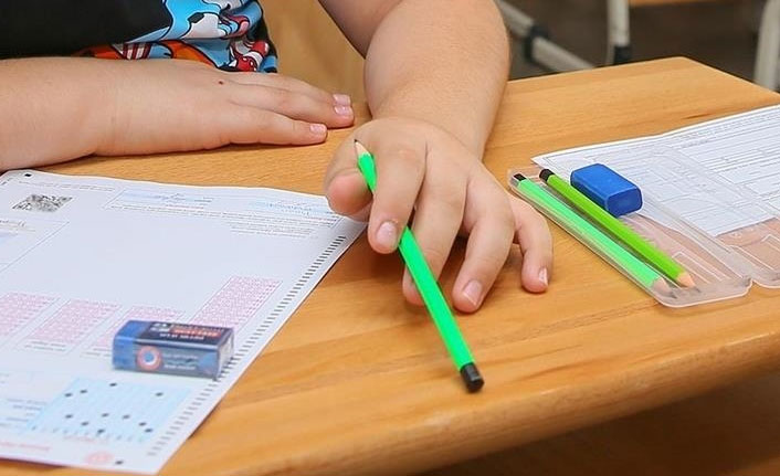 Bakan Özer LGS Başvuru tarihlerini açıkladı