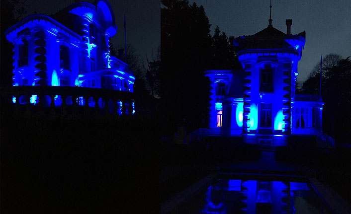 Trabzon'da Atatürk Köşkü Otizm için ışıklandırıldı