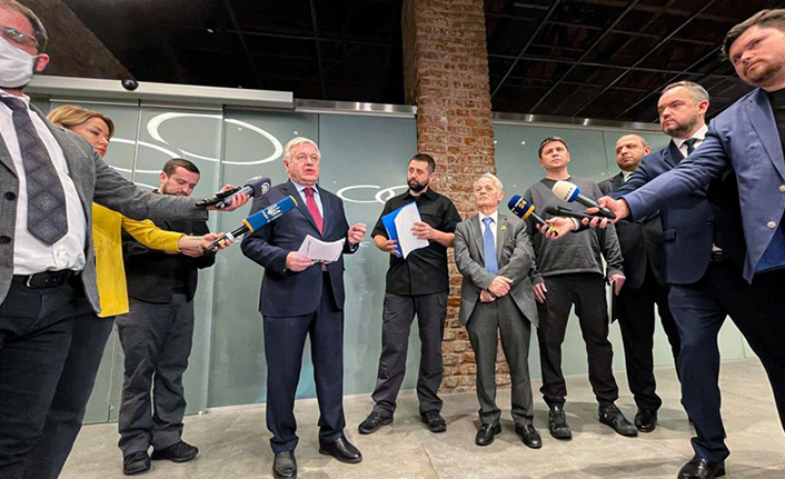 Ukrayna'dan flaş müzakere açıklaması! Zelenskiy ve Putin Türkiye'ye gelecek