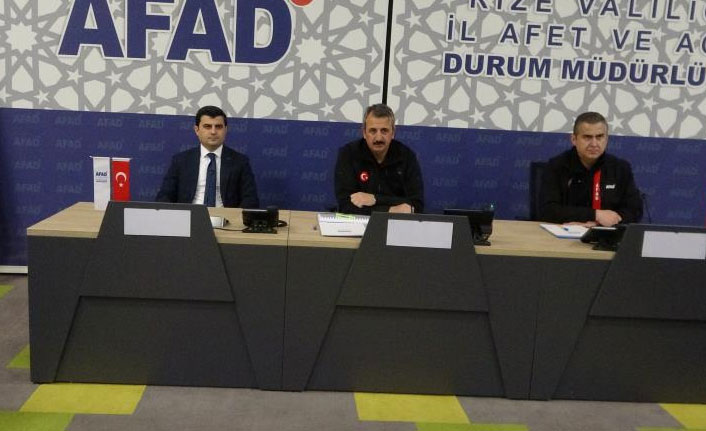AFAD Başkanı Yunus Sezer, Rize’de afet konutlarını yerinde inceledi