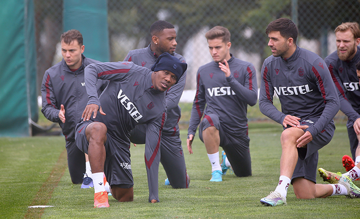 Trabzonspor’da iki oyuncu sınırda