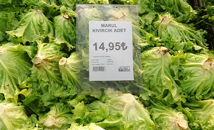 Marul serada 8 lira, markette 15 lira