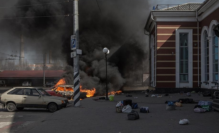 Ukrayna'da Kramatorsk garı vuruldu: 5'i çocuk 50 sivil hayatını kaybetti
