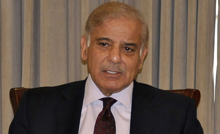 Pakistan'da muhalefet bloğunun adayı Şahbaz Şerif başbakanlığa seçildi