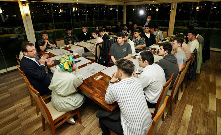 Ekrem İmamoğlu: “Gençler, büyüklerin ön yargılarını zihinlerinden silmiş”