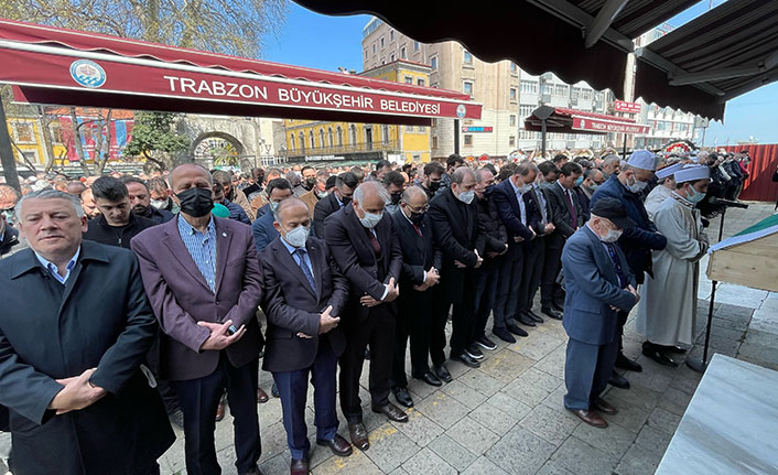 KTÜ Rektörü Çuvalcı'nın babası toprağa verildi