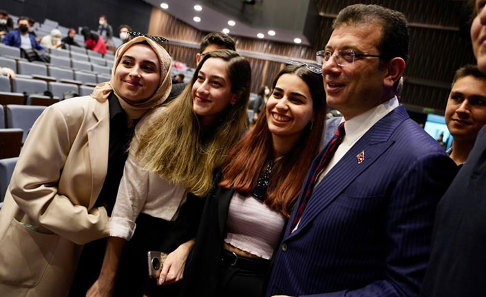Başkan İmamoğlu’ndan gençlere: “Bir reform yapacaksak, ana unsur sizsiniz”