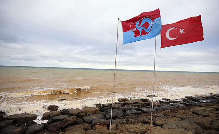 Doğu Karadeniz için fırtına uyarısı: Lodos etkisini artıracak