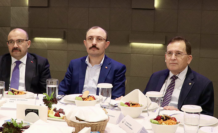 Bakan Muş Trabzon'da iftara katıldı