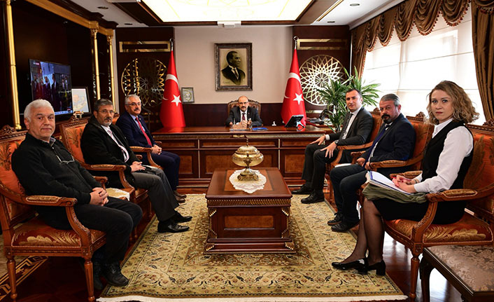 Trabzon'da okulda usulsüzlük iddiası! Vali ve Milli Eğitim Müdürünü ziyaret ettiler