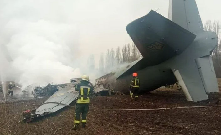 Ukrayna'da uçak düştü