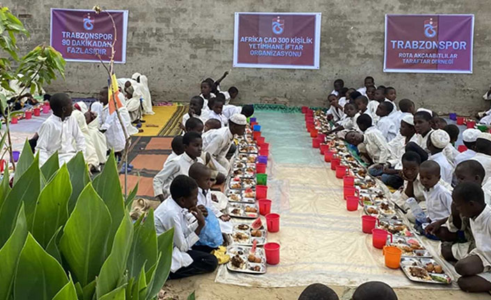 Trabzonspor Rota Akçaabatlılar Taraftar Derneği’nden Çad’ta yetimhanede iftar