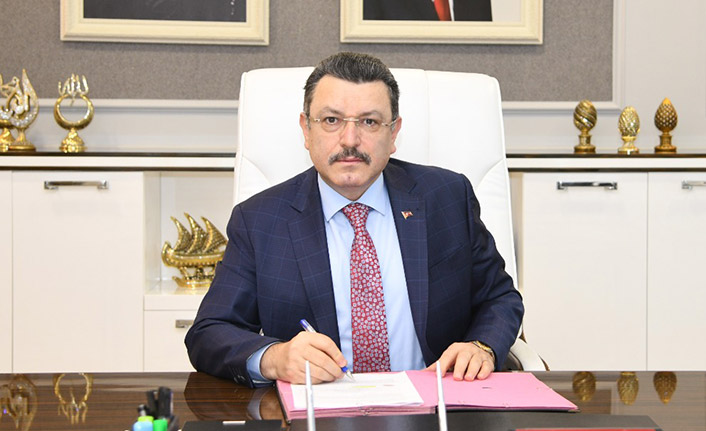 Ahmet Metin Genç’ten Kadir Gecesi mesajı!