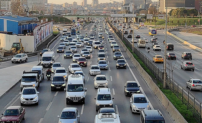 Trafiğe martta 97 bin 974 aracın kaydı yapıldı