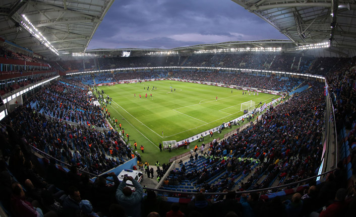 Trabzonspor taraftarına sahaya girmeyin uyarısı! Altay maçına etki eder