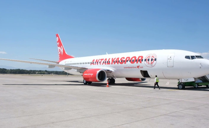 Antalyaspor uçağı Trabzon'a indi