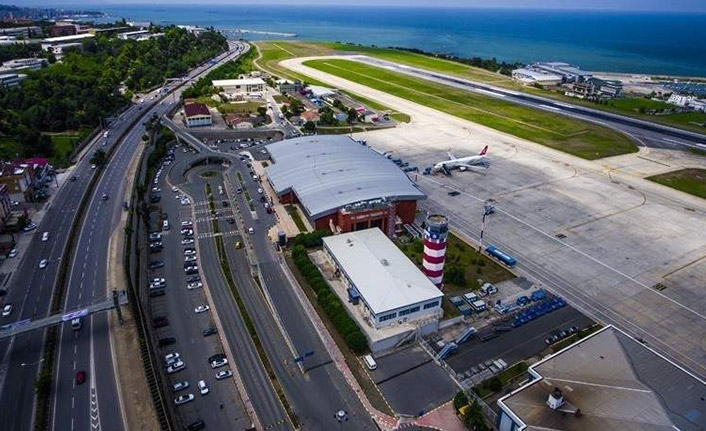 Sis hava ulaşımını fena vurdu! Trabzon uçakları yönlendiriliyor