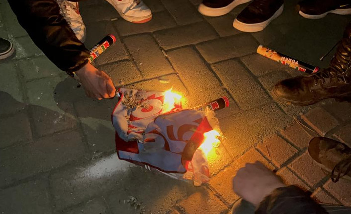 Eskişehirsporlu holiganlar Trabzonspor'un şampiyonluğunu sindiremedi