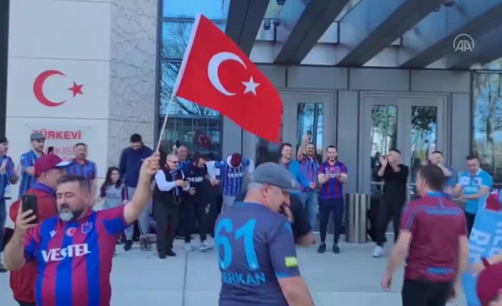 New York'ta horonlu Trabzonspor kutlaması