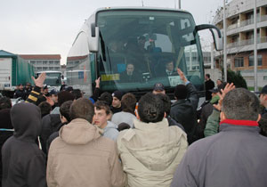 Ç. Rizespor'a taraftar tepkisi