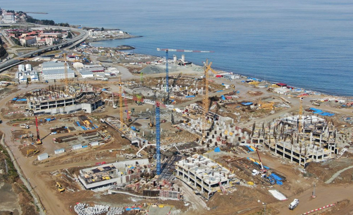 Trabzon Şehir Hastanesi’nin inşaatının durma nedeni belli oldu