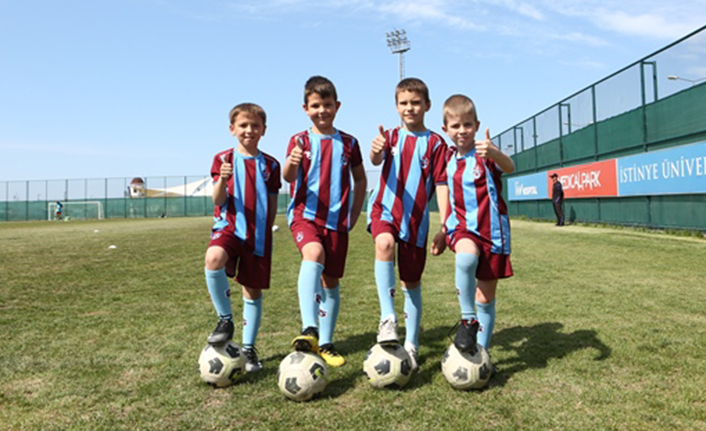 Trabzon'da kalan Ukraynalı çocuklar Türkiye'ye müteşekkir