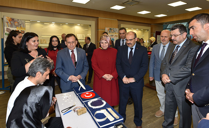 TTSO Özel İpekyolu Müzesinde, “Güz Dönümü” sergisi