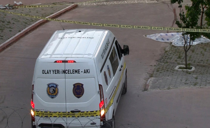 İstanbul'da camdan düşen kızın feci ölümü!