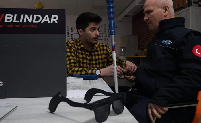 Görme engelli bireyler için cihaz geliştirdiler