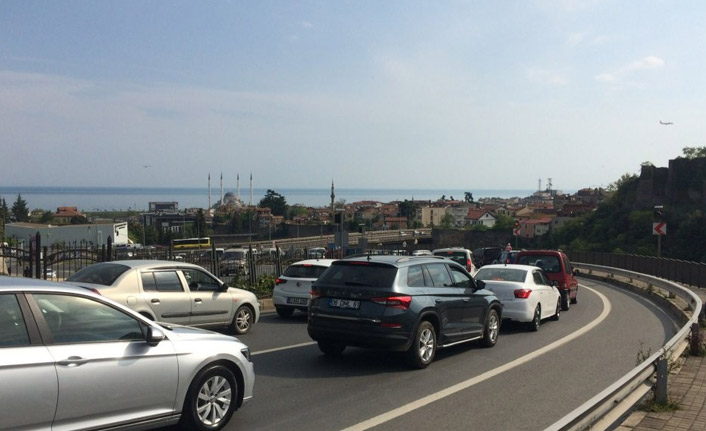 Trabzon'da bir otomobil başına kaç kişi düşüyor? Türkiye ortalamasının üzerinde