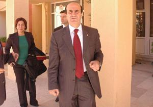 Başkan Canalioğlu adliye'de