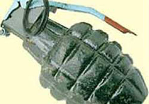 İki kulübe bombalı saldırı!