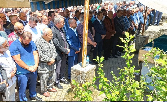 MHP eski Trabzon İl Başkanı Musa Başak son yolculuğuna uğurlandı