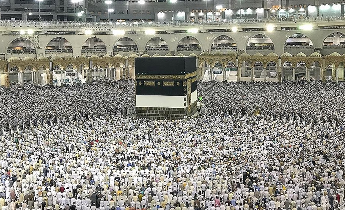 Hac için  Türkiye'den ilk kafile yola çıkıyor