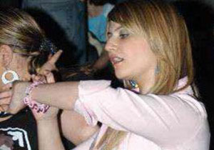 Mehmet Ali Erbil'in kızına şok