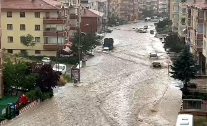 Başkentte sel sularına kapılan servis şoföründen acı haber geldi