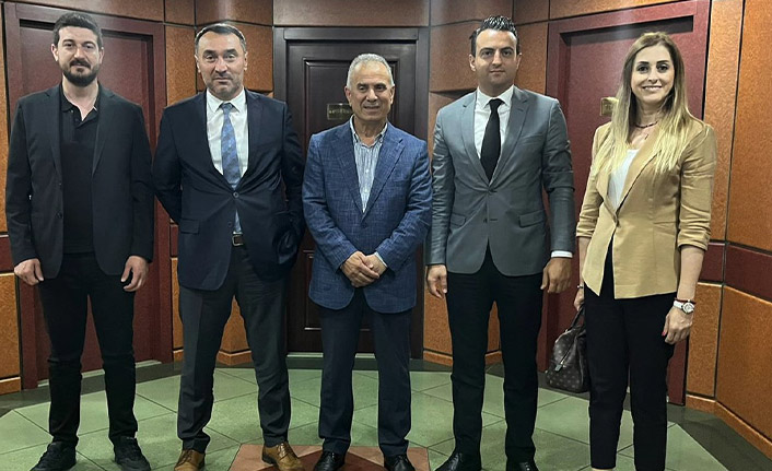 Ziraat Bankası Yöneticileri Trabzon Borsası'nı ziyaret etti