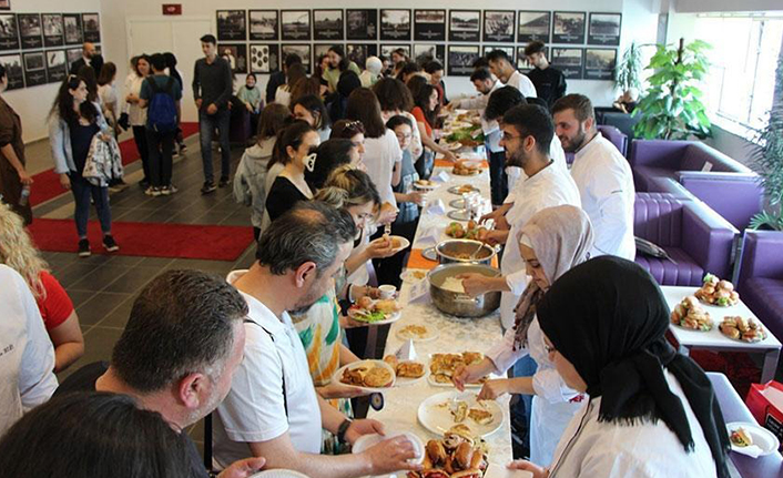 Trabzon'da sokak lezzetleri şenliği