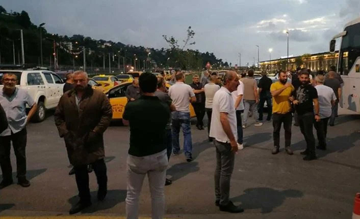 Taksiciler Rize-Artvin Havalimanı konusunda dertli