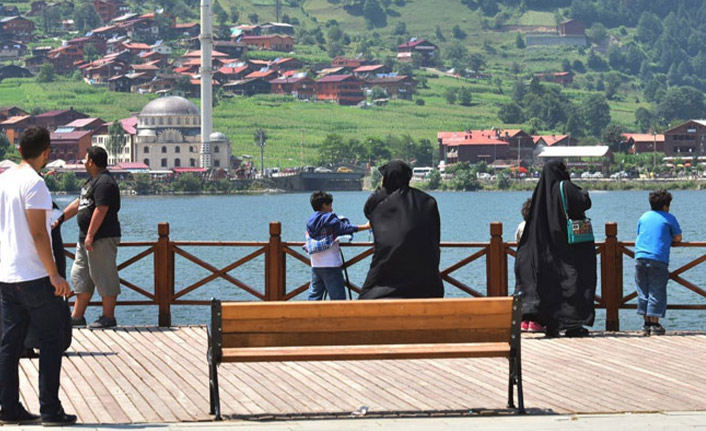 Uzungöl turizmi yeniden canlanıyor