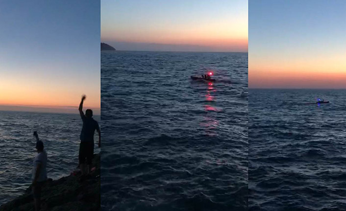 Denizin ortasında dakikalarca yaşam savaşı verdi
