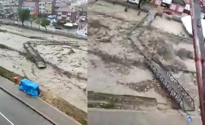 Kastamonu'da sel köprüyü böyle yıktı