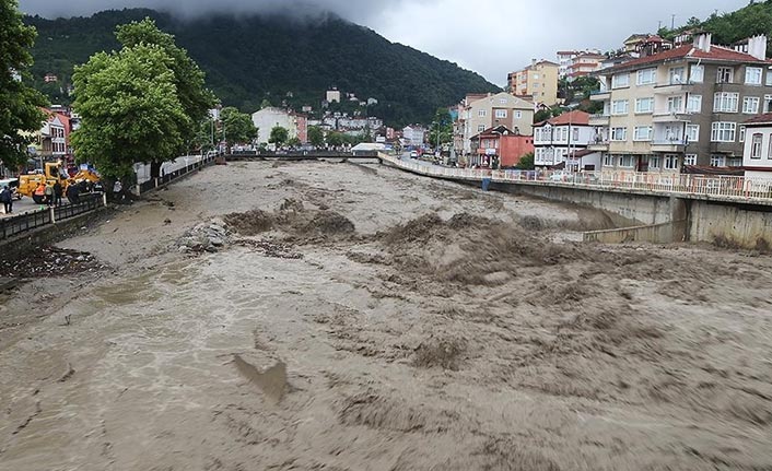 AFAD'tan sel önlemi! Trabzon dahil 13 ilden görevlendirme