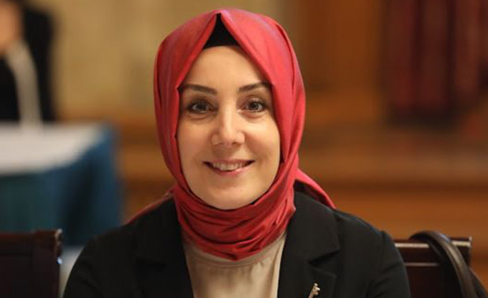 Bahar Ayvazoğlu: "Açıklanan asgari ücretle vatandaşlarımızı enflasyona ezdirmeyeceğimizi gösterdik!"